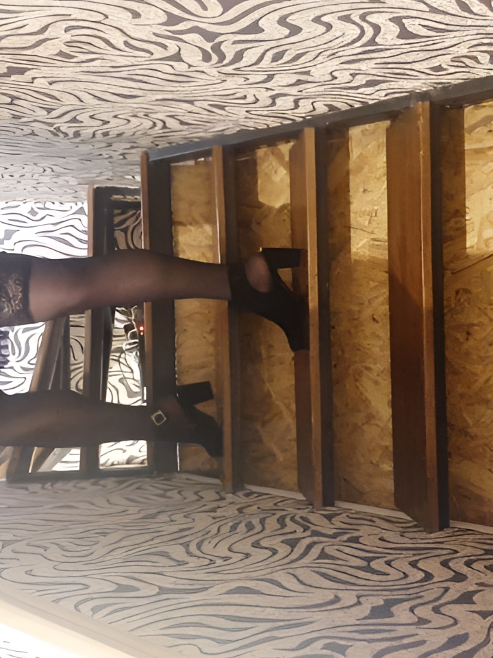 Майя привлекательная девушка из Магнитогорска цена от 10000 руб