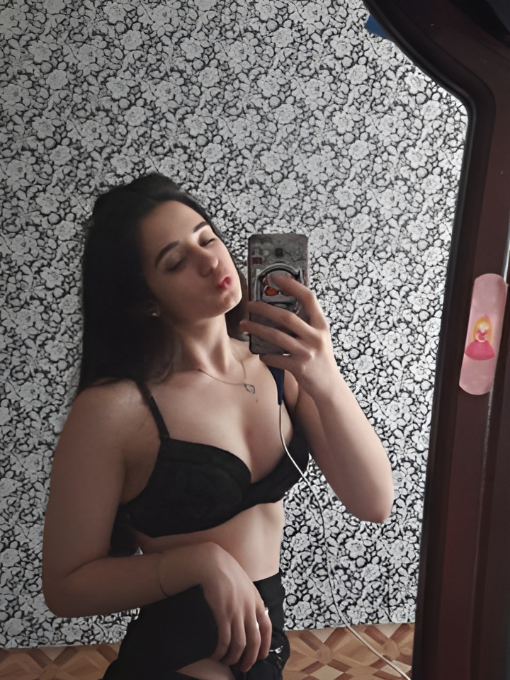 Натуся привлекательная девушка из Магнитогорска цена от 3000 руб