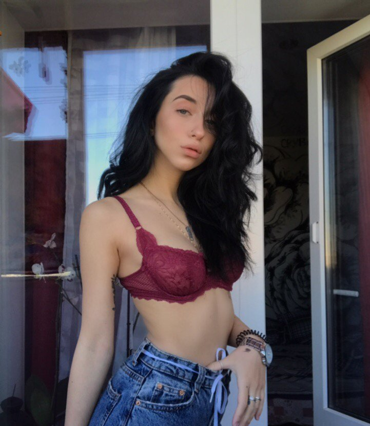 Надюша привлекательная девушка из Магнитогорска цена от 3000 руб