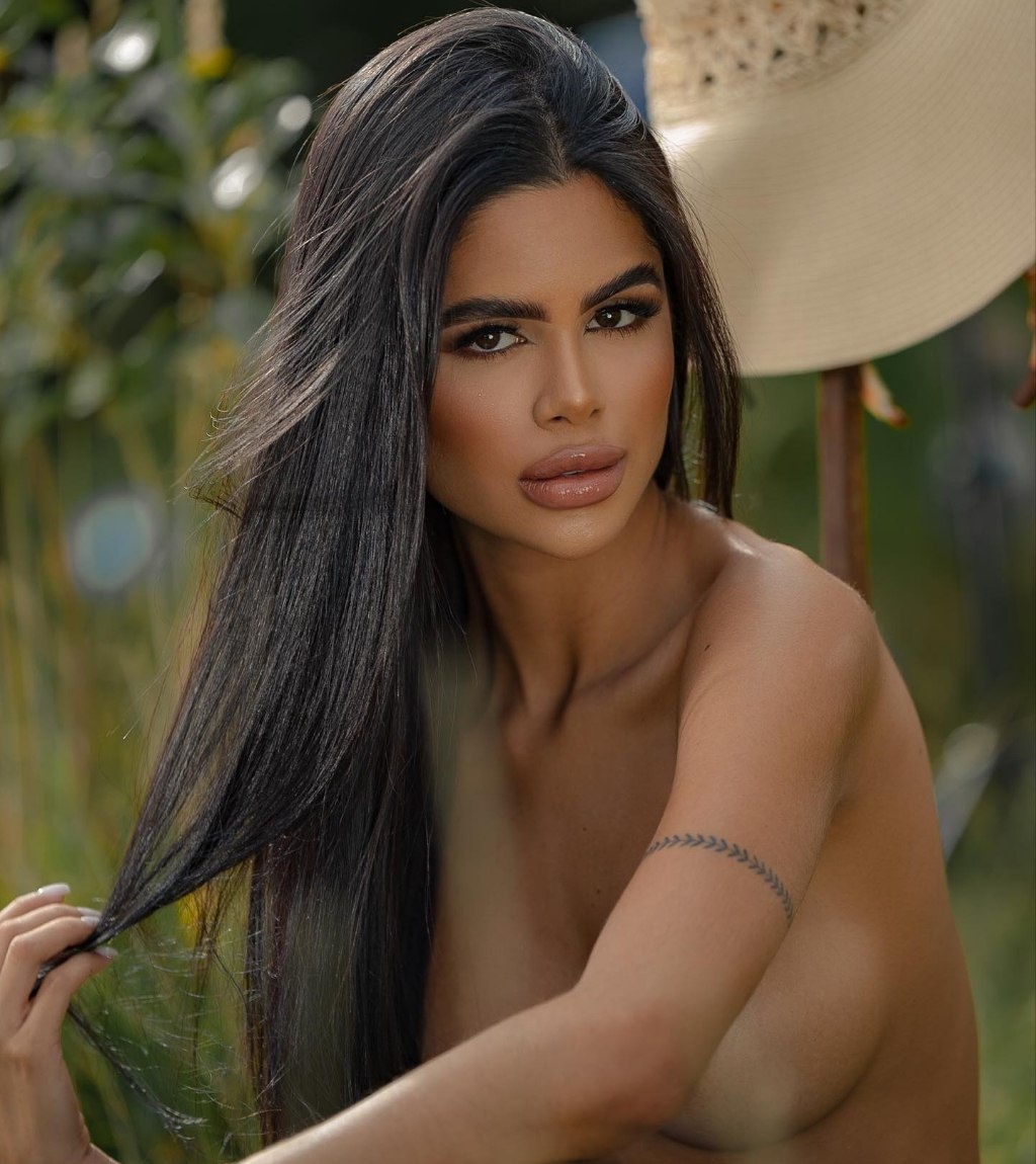 Яночка привлекательная девушка из Магнитогорска цена от 3000 руб